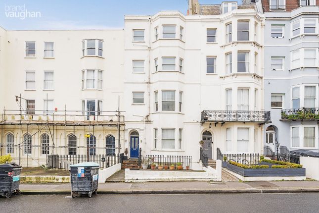 Flat to rent in Lower Rock Gardens, Brighton, East Sussex