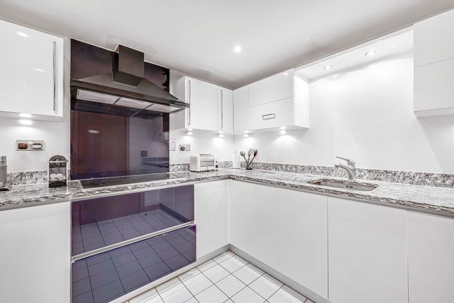 Apartment 24, Central Building, 3, Matthew Parker Street, London photo 4