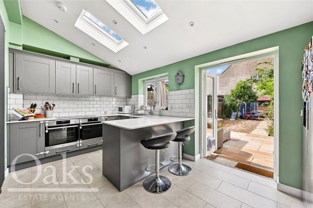 101, Dalmeny Avenue, London photo 2