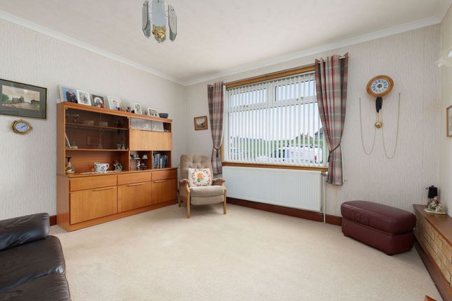 25 Hillfield Crescent, Inverkeithing photo 4