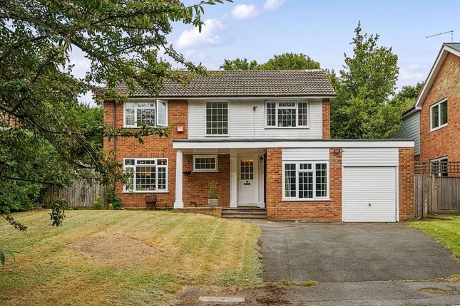 Thumbnail Detached house for sale in Pondfield Road, Kenley