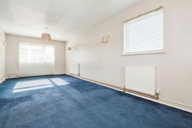 End terrace house for sale in Orion Close, Southampton