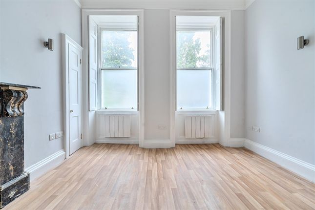 Flat 1 Ground Floor Front, 2, Grosvenor Place, Bath photo 2