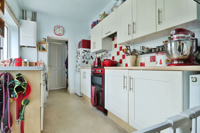 3 Railway Villas, Maltkiln Road, Lincolnshire photo 2