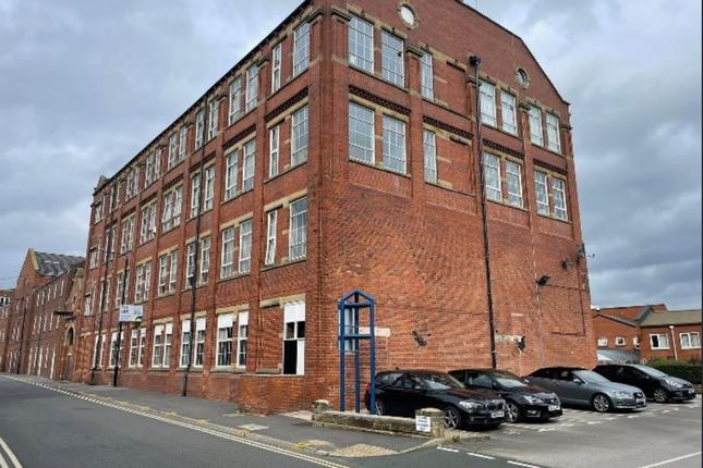 Thumbnail Office to let in Commercial Street, Morley