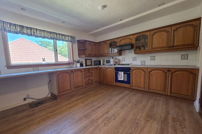 2, Richmond Place, Fochabers photo 4