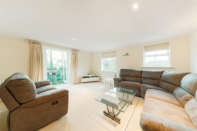 Thumbnail Flat for sale in Arbrook Hall, Church Road, Claygate