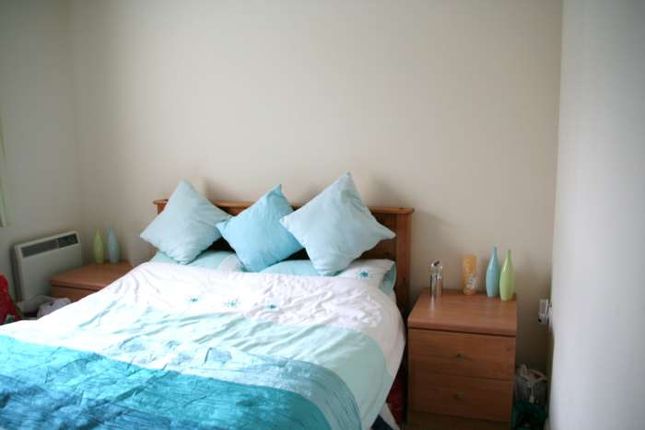 Thumbnail Flat to rent in Rockford Gardens, Chapelford