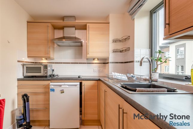 21 Jenner Court, St. Georges Road, Cheltenham photo 3