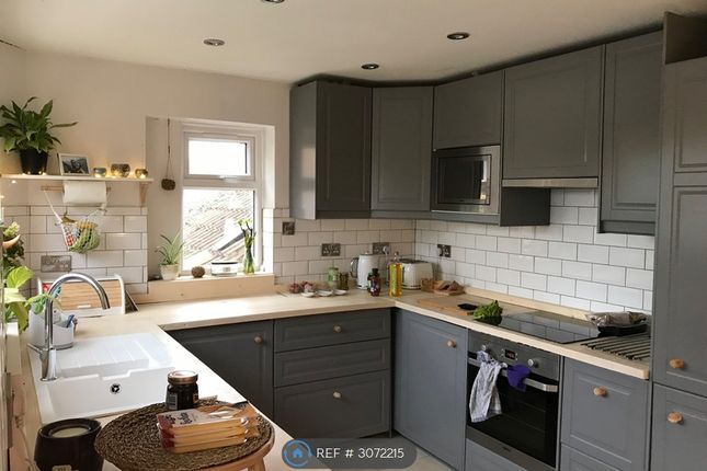 Barn Close, Seaford photo 3