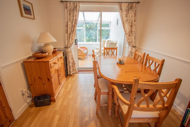 9 Ridgeway Gardens, Ottery St Mary photo 4
