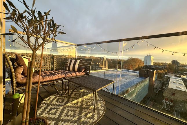 75,, Trafalgar House, Dickens Yard, Ealing photo 4