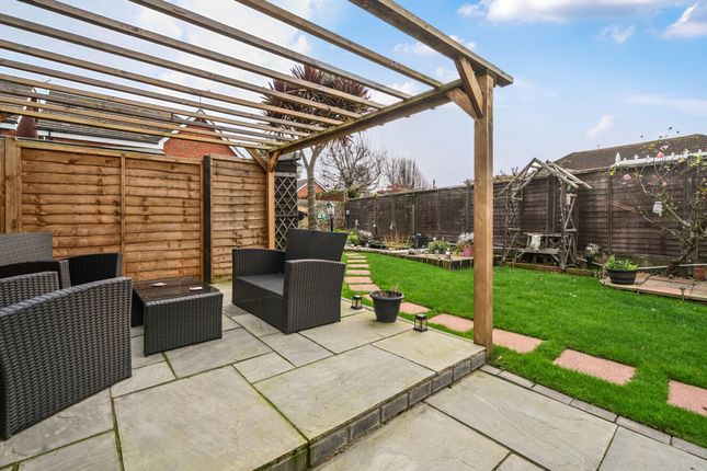 38 Flansham Lane, Bognor Regis photo 2
