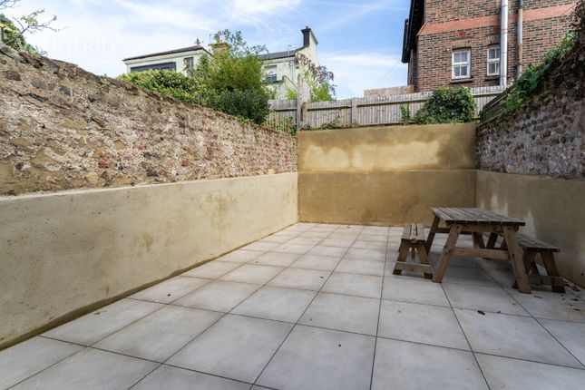 Terraced house to rent in Bonchurch Road, Brighton, East Sussex