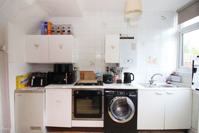 35, Abbotsford Road, Blackpool photo 4