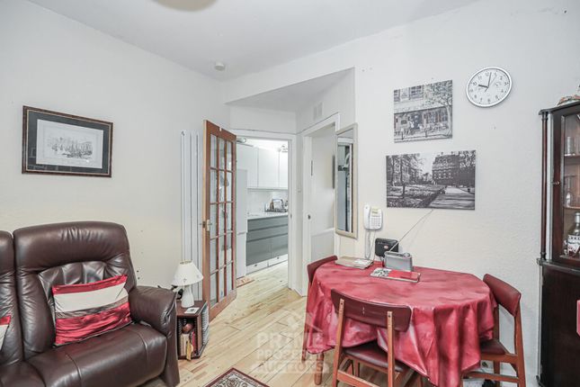 19, Victoria Street, Montrose photo 4