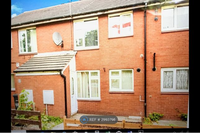 1-bed flat on Sharp House Road, Leeds, £710/mo