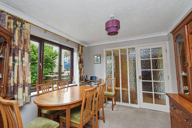 60 Fern Meadow, Okehampton photo 4