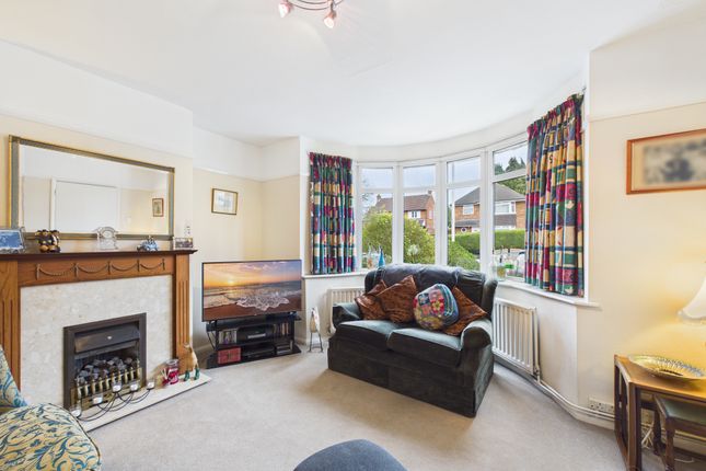 316 Desborough Avenue, High Wycombe photo 4