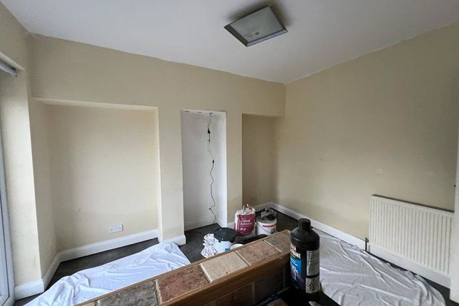 27, Prestwood Avenue, Wolverhampton photo 5