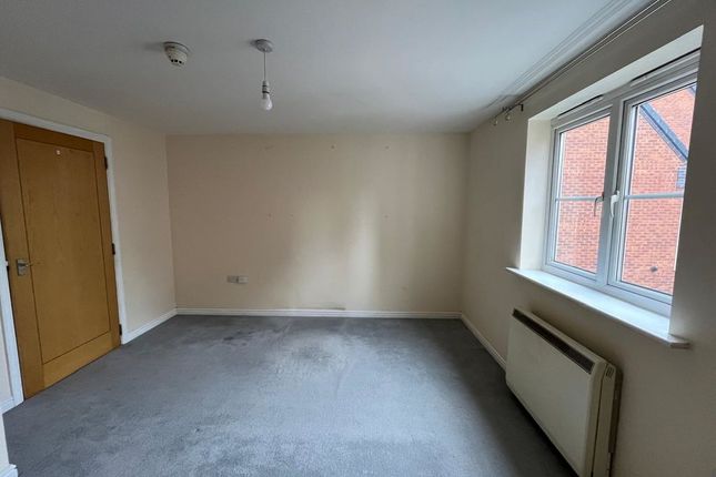 16, Serif Close, Nottingham photo 4