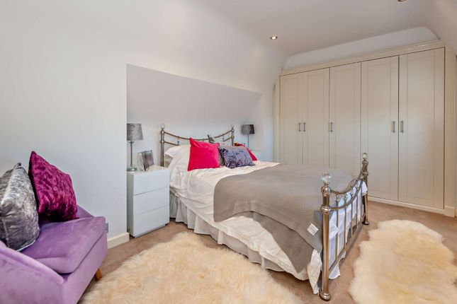 8638836-Interior11-800.Jpg