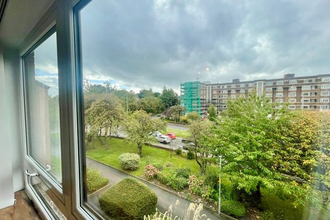 18, Ascot Court, Glasgow photo 3