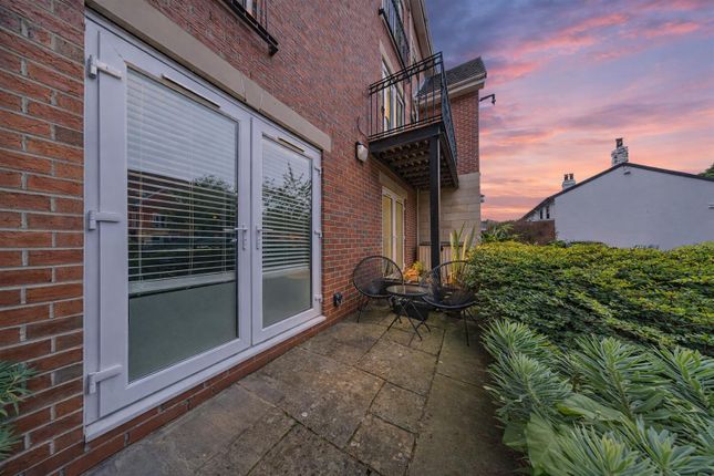 26, Birkdale Court, Huyton photo 2