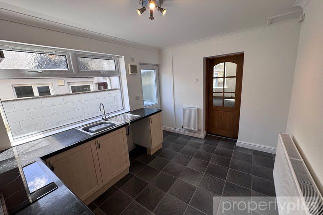 50, Margaret Street, Rhondda Cynon Taff photo 3