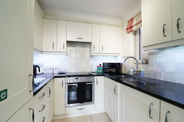 Flat for sale in Haldenby Court, West End, Swanland