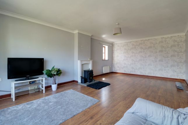 Chestnut Cottage Crowle Bank Road, Scunthorpe photo 3