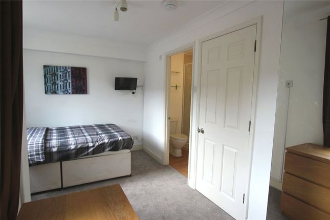 Thumbnail Property to rent in Mast House Terrace, London