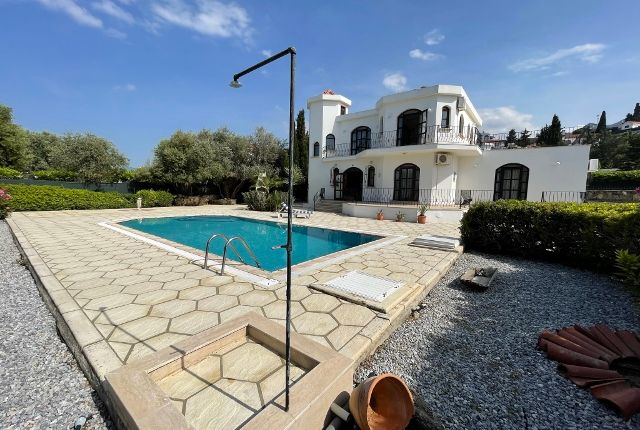 Villa for sale in Impressive &amp; Spacious 4 Bed 3 Bath Villa With Private Pool &amp; An, Çatalköy, Cyprus