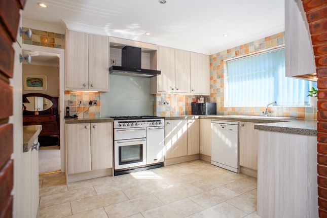 38, The Rocks Road, West Malling photo 4