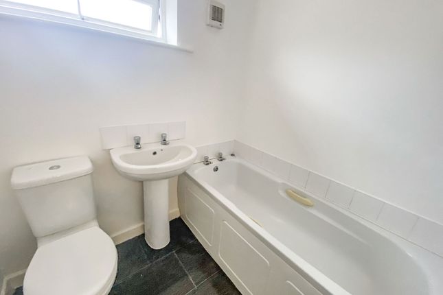 Hirst Castle Mews, Ashington photo 5