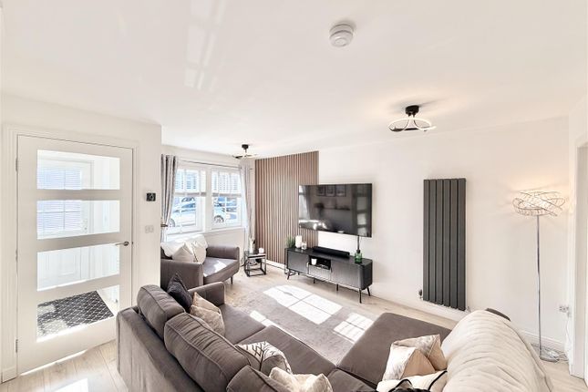 78, Bell Quadrant, Motherwell photo 4