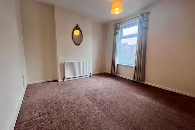 End terrace house for sale in Ironstone Road, Chase Terrace, Burntwood