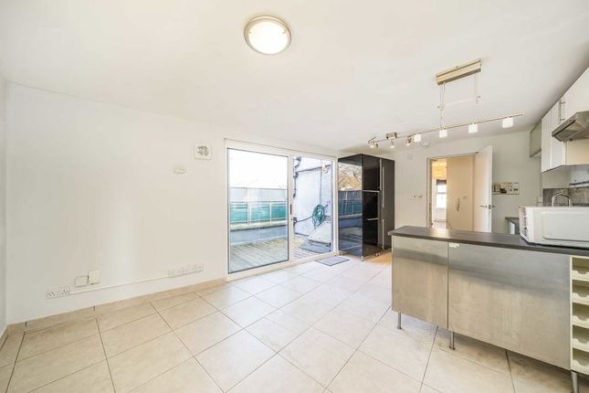 Flat 2nd And 3rd Floor, 92, Kingsgate Road, London photo 2