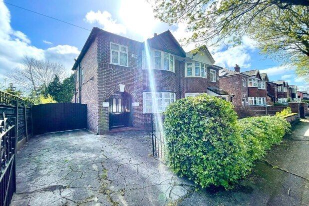 Thumbnail Semi-detached house to rent in Kingsbrook Road, Manchester