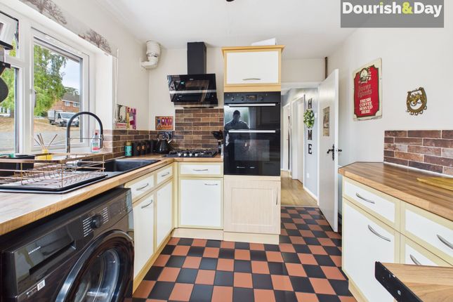 15 St. Oswalds Close, Malpas photo 3
