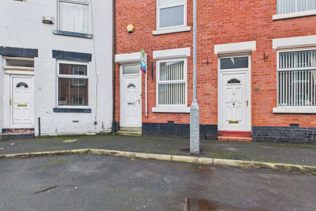 Cam03729G0-Pr0170-Still056