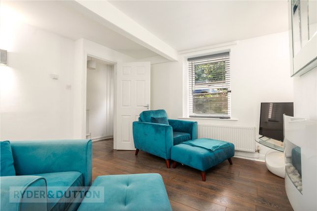 6, Oldham Road, Saddleworth photo 4
