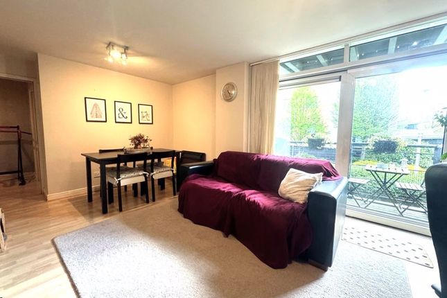 Flat to rent in Fishguard Way, London