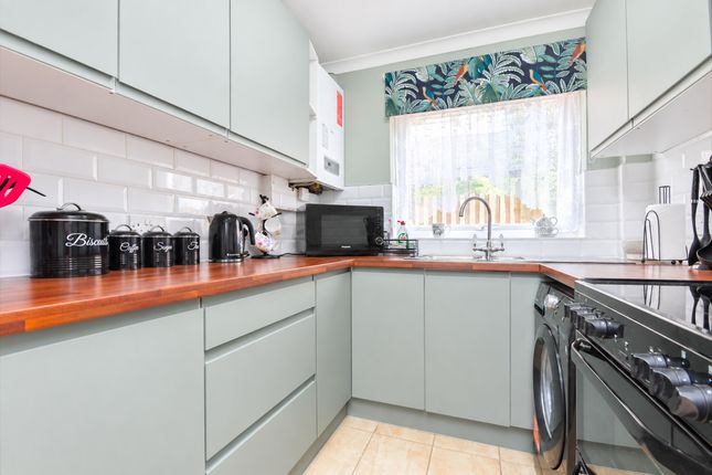 95, Nether Court, Halstead photo 4