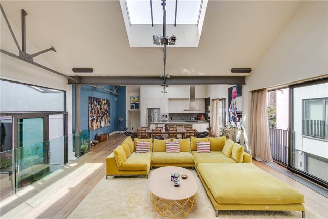 Loft 2, 122a, Gloucester Avenue, London photo 4