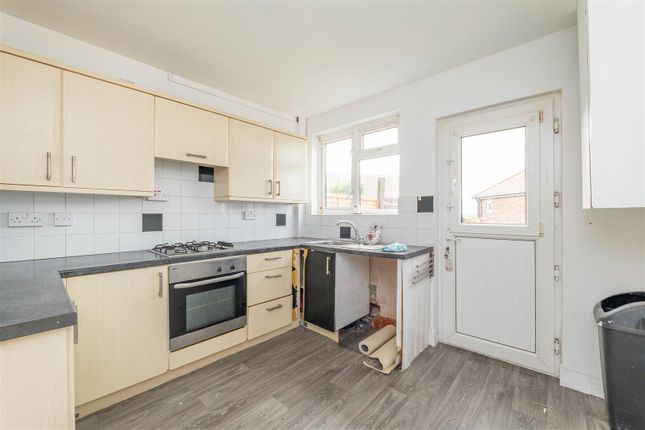 51, Ullswater Road, Chorley photo 3