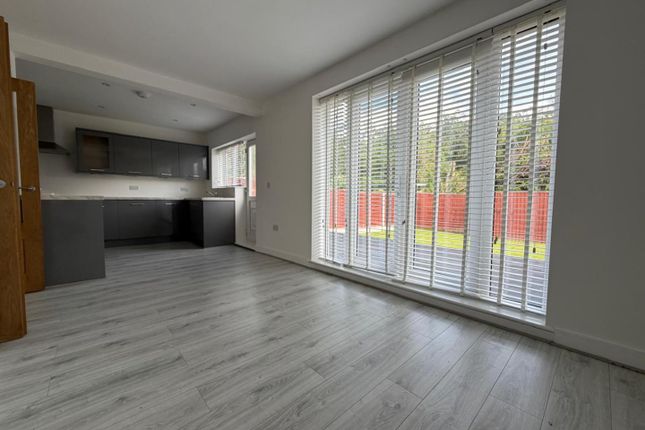 18, Rosedale Drive, Leigh photo 3