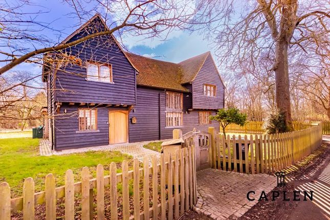 Thumbnail Detached house for sale in Betts Lane, Nazeing, Waltham Abbey