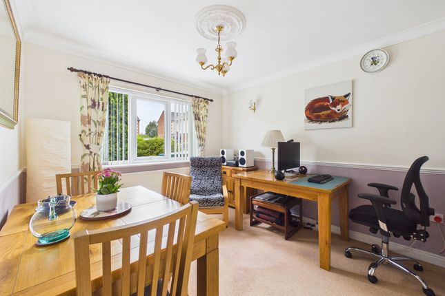 17 Arnot Hill Road, Nottingham photo 3