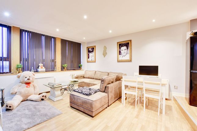 Flat for sale in Lee Circle, City Centre, Leicester
